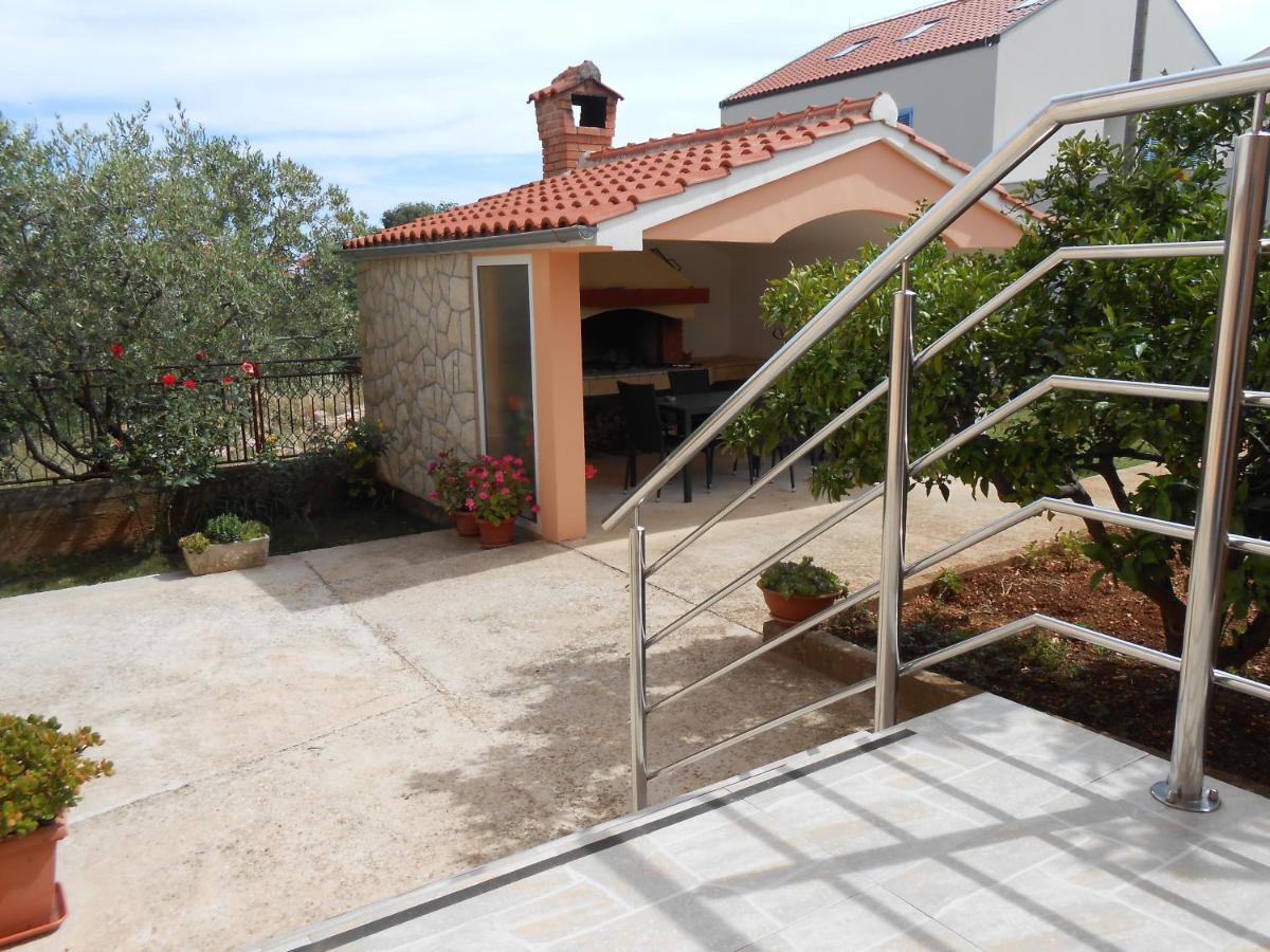 זאדאר Apartman Martina מראה חיצוני תמונה