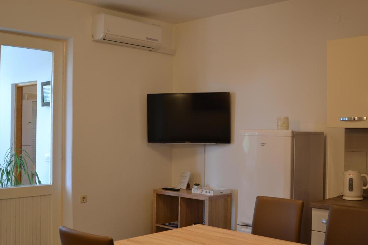 זאדאר Apartman Martina מראה חיצוני תמונה